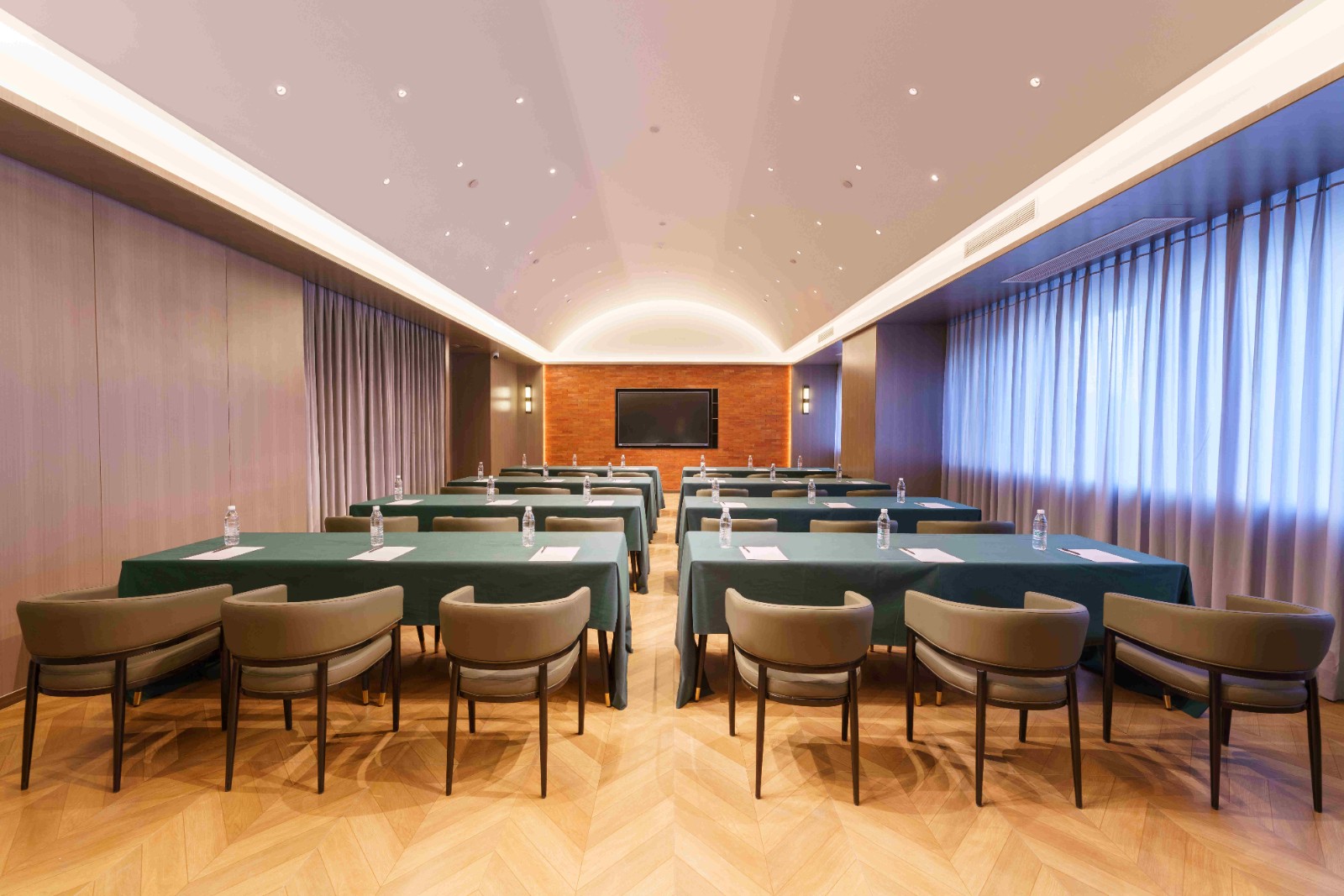 会议室.jpg