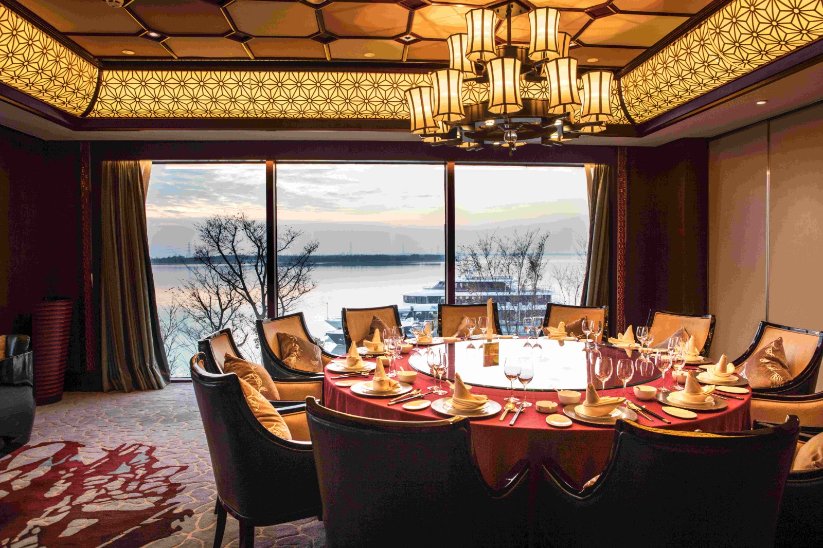 中餐湖景包厢2.jpg
