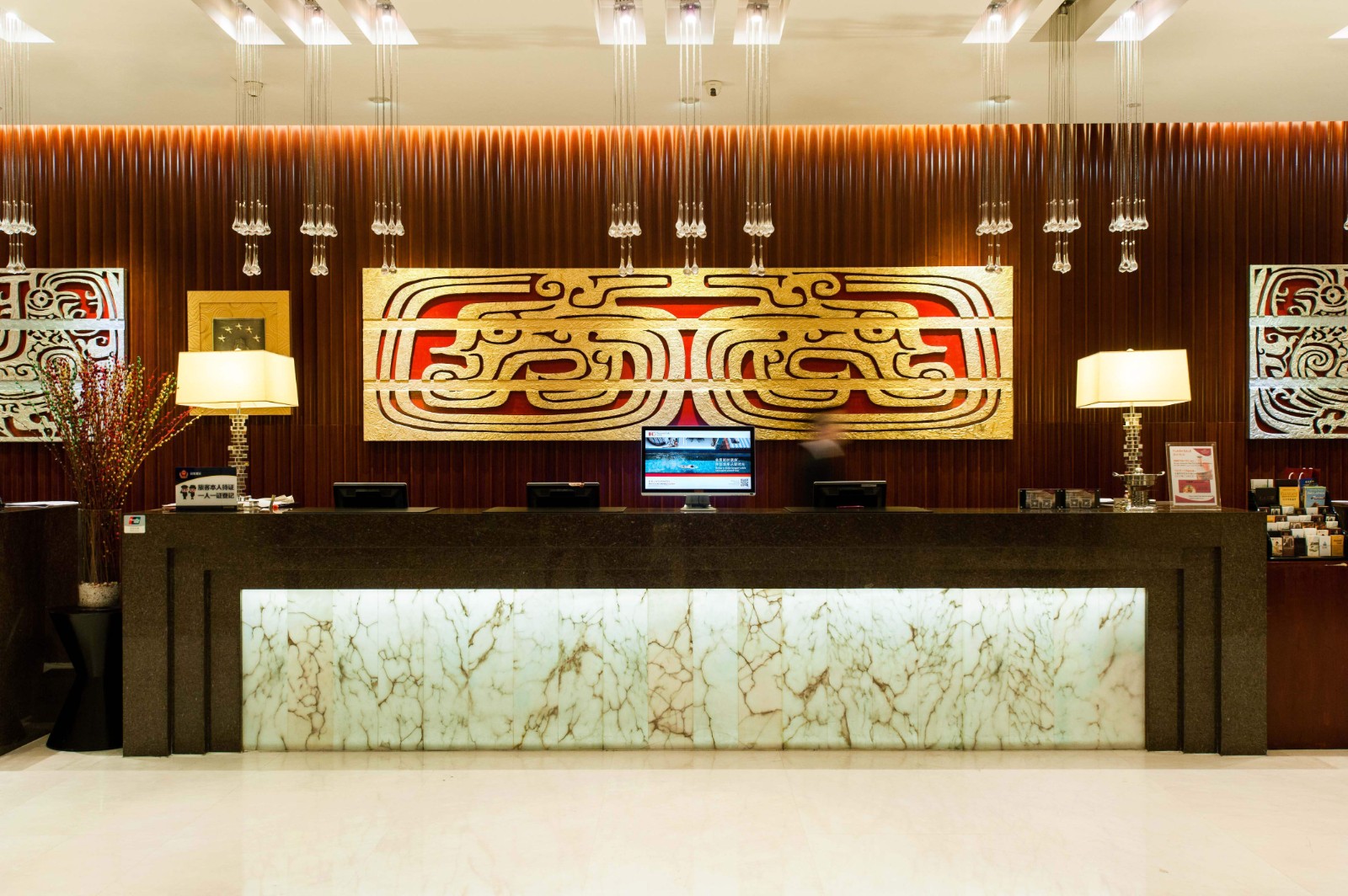 前台.jpg