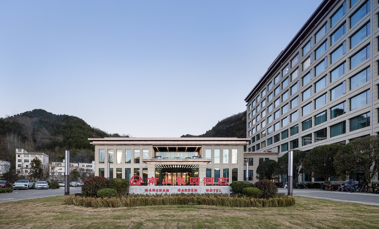 陕西地建南山（商洛）花园酒店_resize.jpg